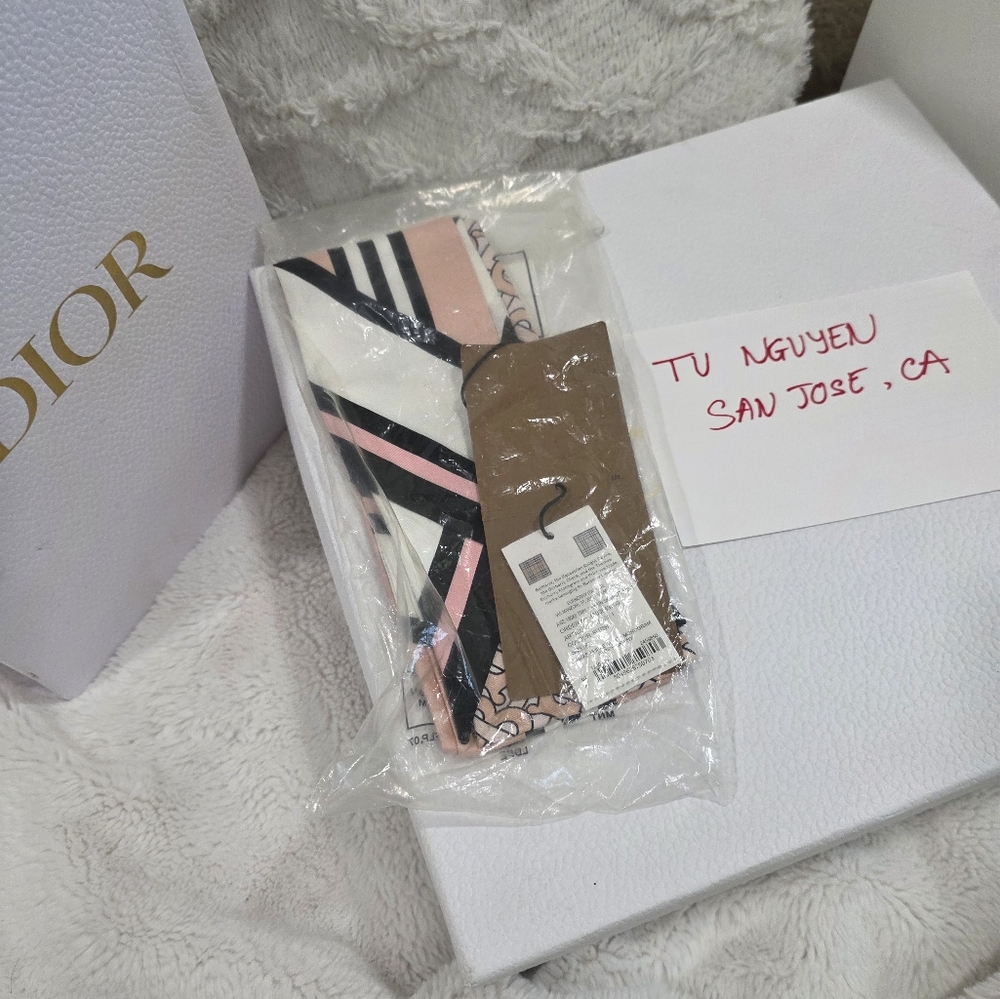 BURBERRY Pink and Black Striped Twilly - Picture 3 of 3